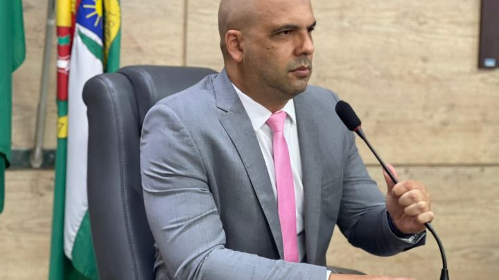 Anderson Correia apresenta dois novos Projetos de Lei em prol da causa animal