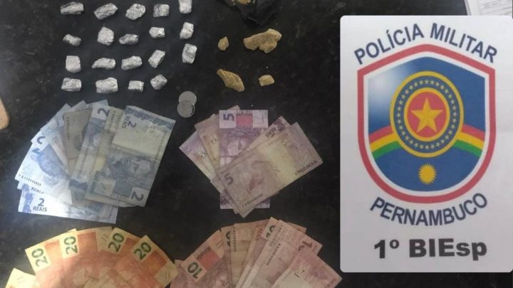 Homem é preso por tráfico de drogas na Vila Teimosa, em Caruaru