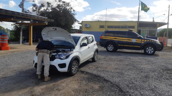 Suspeito de abastecer carro e fugir sem pagar é detido na BR 232