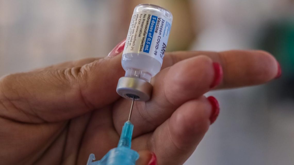 Caruaru abre agendamento para vacinar as pessoas a partir dos 36 anos Caruaru abre agendamento para vacinar as pessoas a partir dos 36 anos