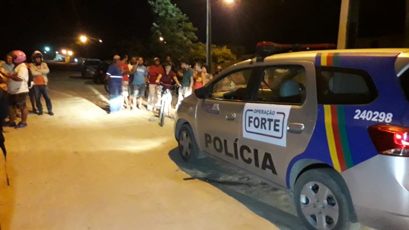 Motorista é morto dentro de casa em Caruaru Motorista é morto dentro de casa em Caruaru