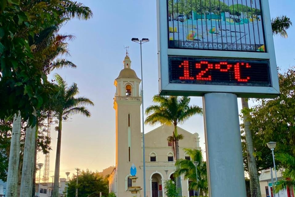 Muito frio em Taquaritinga do Norte, termômetro registra 12°C e atrai turistas Muito frio em Taquaritinga do Norte, termômetro registra 12°C e atrai turistas