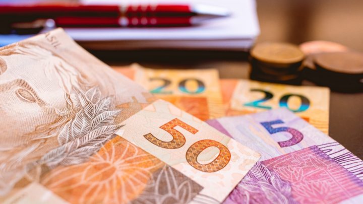 Auxílio Brasil: especialista explica como vai funcionar o programa substituto do Bolsa Família
