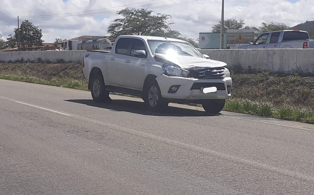 Mulher morre atropelada na BR 104 em Caruaru nesta sexta-feira (13) Mulher morre atropelada na BR 104 em Caruaru nesta sexta-feira (13)