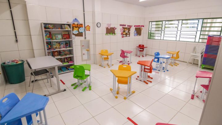 Alunos do Pré I e II, das escolas e dos CMEIs e estudantes da EJA de Caruaru voltam as aulas nesta segunda (30)