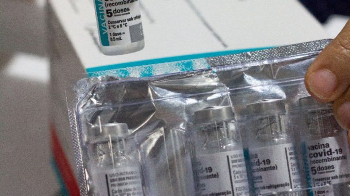 Pernambuco recebeu nova remessa de vacinas contra a Covid-19 da Astrazeneca/Oxford/Fiocruz