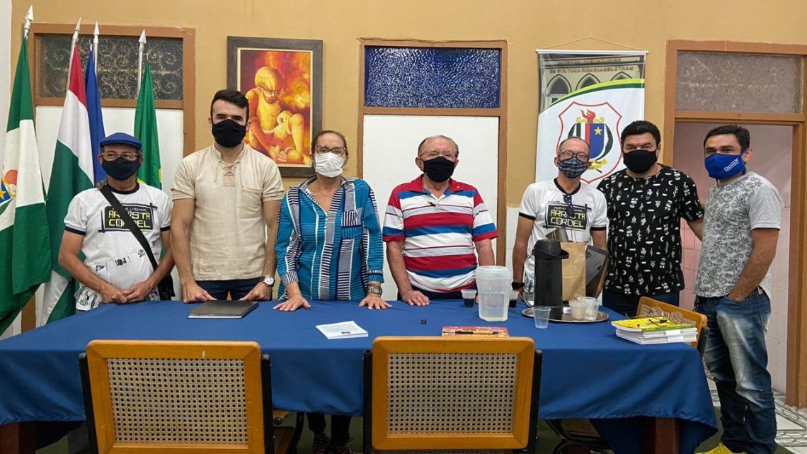 Academia Caruaruense de Literatura de Cordel lança edital para novos acadêmicos