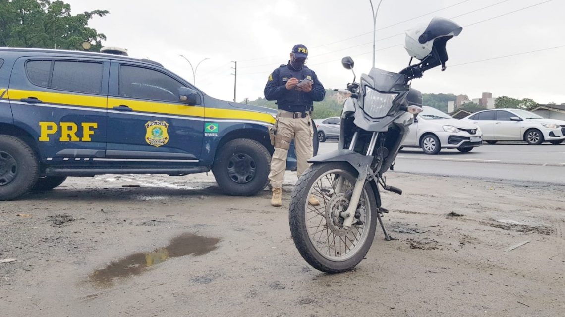PRF intensifica blitzes educativas na Semana Nacional do Trânsito em Pernambuco PRF intensifica blitzes educativas na Semana Nacional do Trânsito em Pernambuco