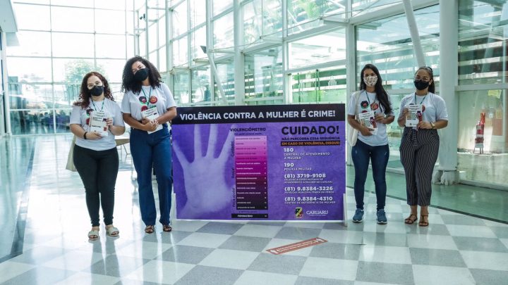 Campanha de enfrentamento à violência contra as mulheres em Caruaru