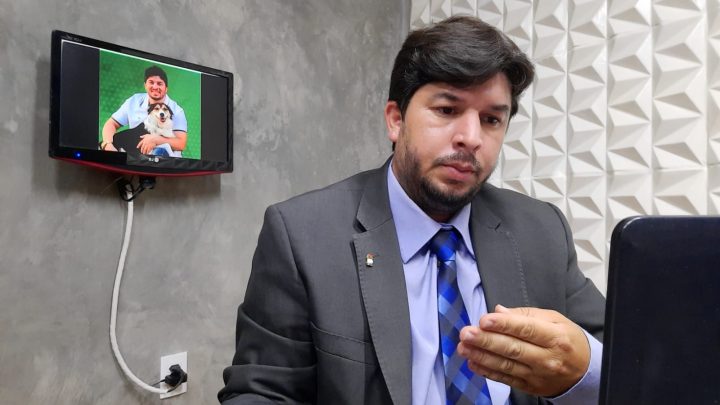 Fagner propõe PL que proíbe uso de chicote em animais