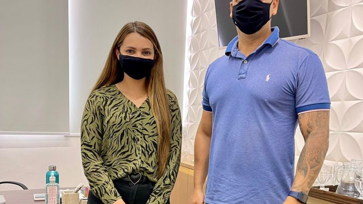 Anderson Correia se reúne com Secretária de Saúde para reforçar inclusão do ICIA no SUS
