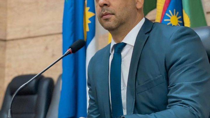 Anderson Correia pede retorno da campanha de vacinação antirrábica em Caruaru