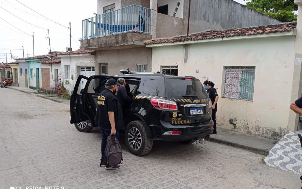 Polícia Federal prende em Pernambuco seis pessoas por fraude em benefícios do INSS Polícia Federal prende em Pernambuco seis pessoas por fraude em benefícios do INSS