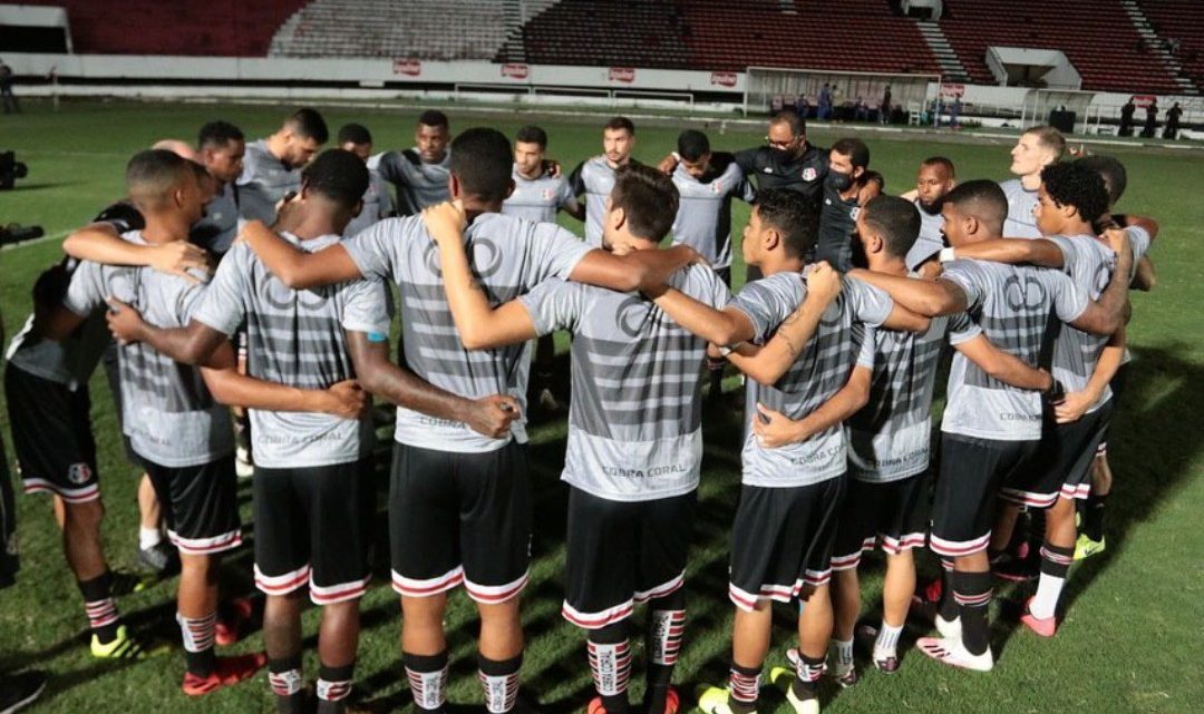 Rebaixado: Santa Cruz volta à Série D do Campeonato Brasileiro após 10 anos