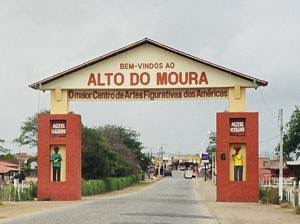 Feira Cultural do Alto do Moura está sendo realizada neste domingo (5)