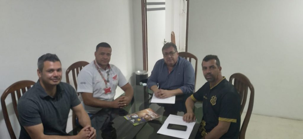 Grupo de torcedores apresenta proposta de reforma do Centro de Treinamento do Central