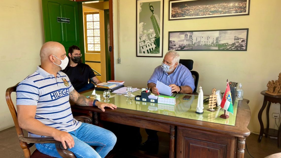 Anderson Correia celebra emenda de R$ 200 mil destinada ao “Bem São João Anderson Correia celebra emenda de R$ 200 mil destinada ao “Bem São João
