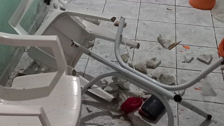 Homem é preso por destruir a casa da ex-companheira em Caruaru