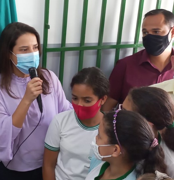 Vereador Irmão Ronaldo acompanha Raquel Lyra na entrega da requalificação da escola da Vila do Murici Vereador Irmão Ronaldo acompanha Raquel Lyra na entrega da requalificação da escola da Vila do Murici