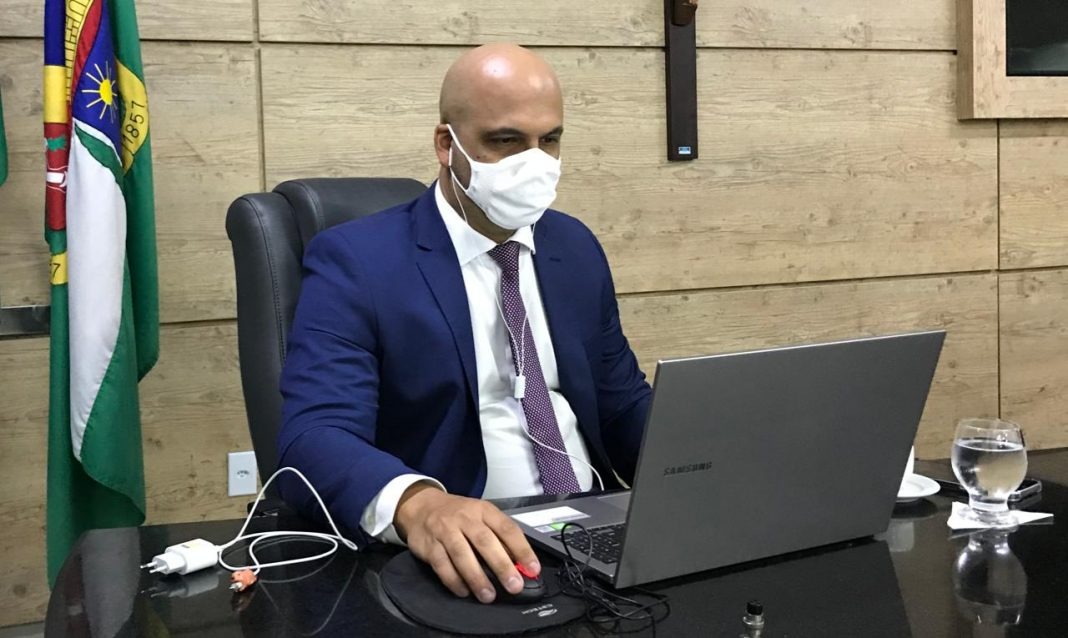 Fala, povo: Anderson Correia lança canal para denúncias e atendimento à população Fala, povo: Anderson Correia lança canal para denúncias e atendimento à população