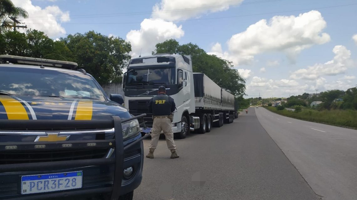 Carretas com 77 toneladas de excesso de peso são retidas na BR 232