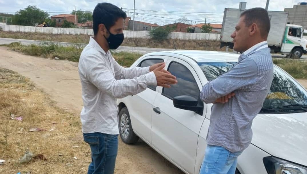 Vereador Galego de Lajes cobra ao secretário de Obras melhorias no saneamento na Vila Lajes