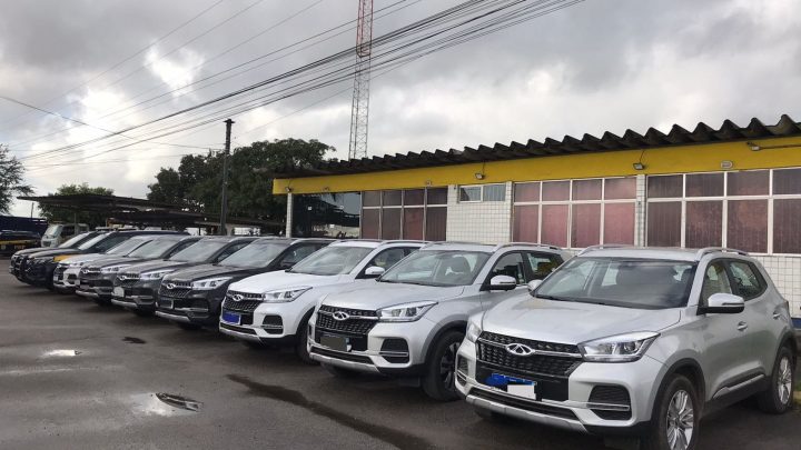 PRF e PM recuperam 24 carros levados de concessionária, avaliados em mais de R$ 2,7 milhões