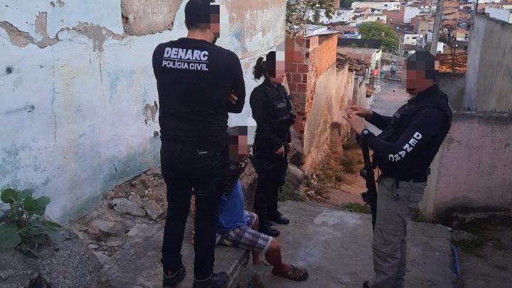 Operação da Polícia Civil prende homicidas e traficantes em Caruaru