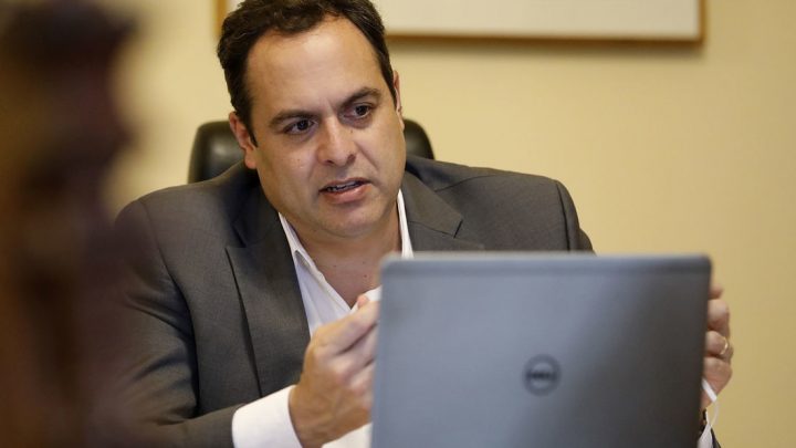 Governo de Pernambuco injetará mais de R$ 3 bilhões na economia com salários de servidores