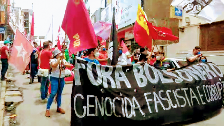 Ato “Fora Bolsonaro” realizado em Caruaru neste sábado (2)