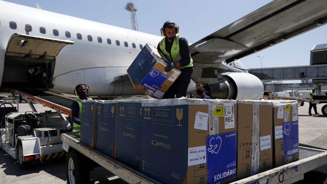 Pernambuco recebe mais de 200 mil doses de vacinas da Pfizer Pernambuco recebe mais de 200 mil doses de vacinas da Pfizer