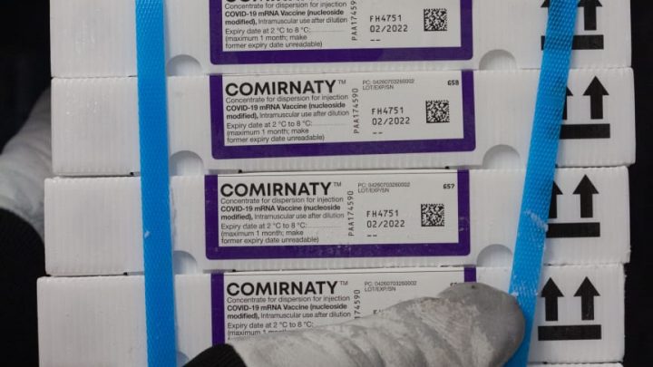 Pernambuco recebe mais de 80 mil doses de vacinas da Pfizer/BioNTech