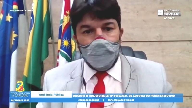 Fagner Fernandes questiona falta de informação em PL de autoria da Prefeitura de Caruaru Fagner Fernandes questiona falta de informação em PL de autoria da Prefeitura de Caruaru