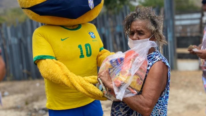 CBF doa cestas básicas para o Transforma Caruaru