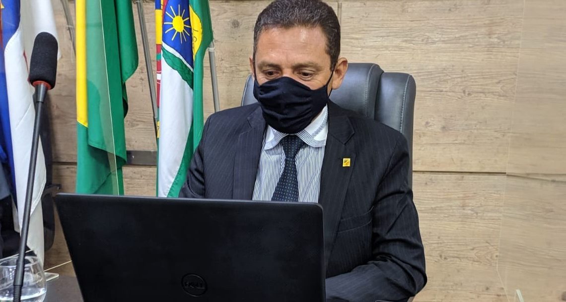 Vereador Galego de Lajes solicita desobstrução de caixas de esgoto que prejudicam população