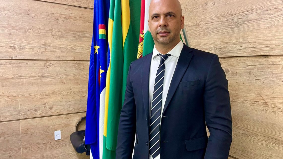 Vereador Anderson Correia busca soluções para isentar o Central de pagar mais de R$ 100 mil em impostos municipais