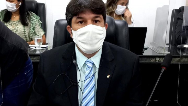 Vereador Fagner Fernandes diz que veto a emenda é perseguição política do governo municipal