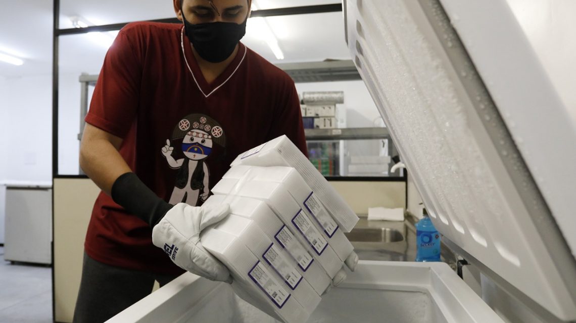 Chegam a Pernambuco mais de 290 mil doses de vacinas da Pfizer Chegam a Pernambuco mais de 290 mil doses de vacinas da Pfizer