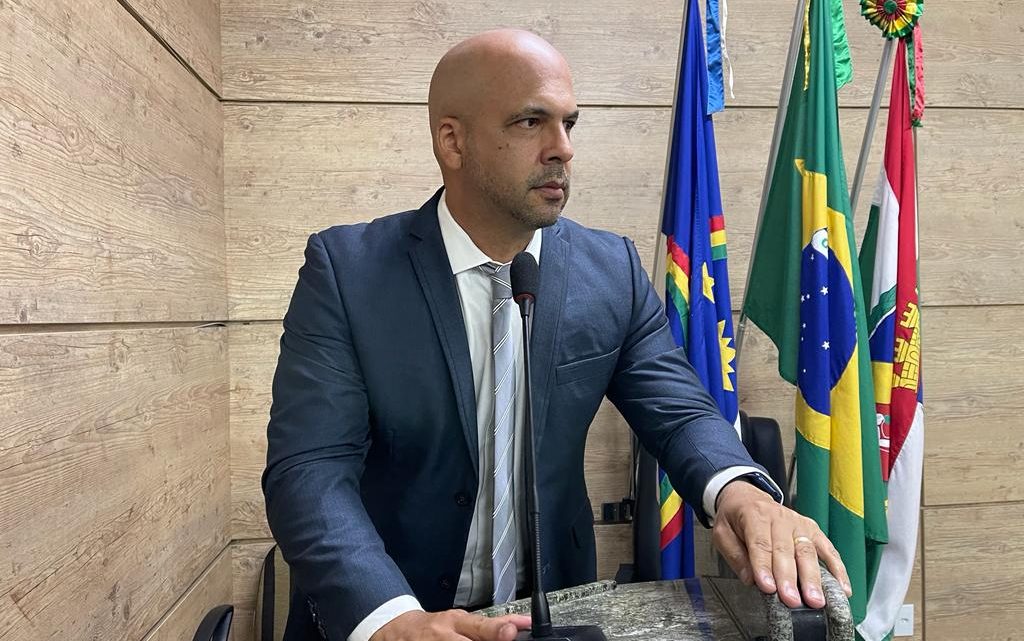 Anderson Correia oferta capacitação para protetores no Dia Internacional do Direito Animal Anderson Correia oferta capacitação para protetores no Dia Internacional do Direito Animal