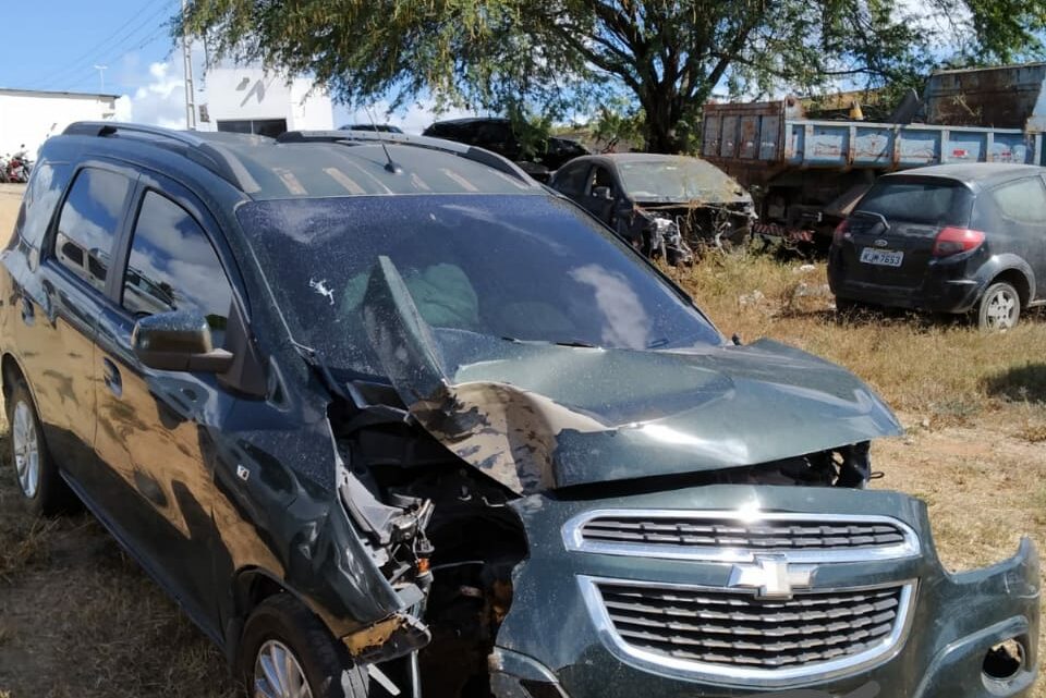 AMTTC devolve carro roubado na capital pernambucana AMTTC devolve carro roubado na capital pernambucana