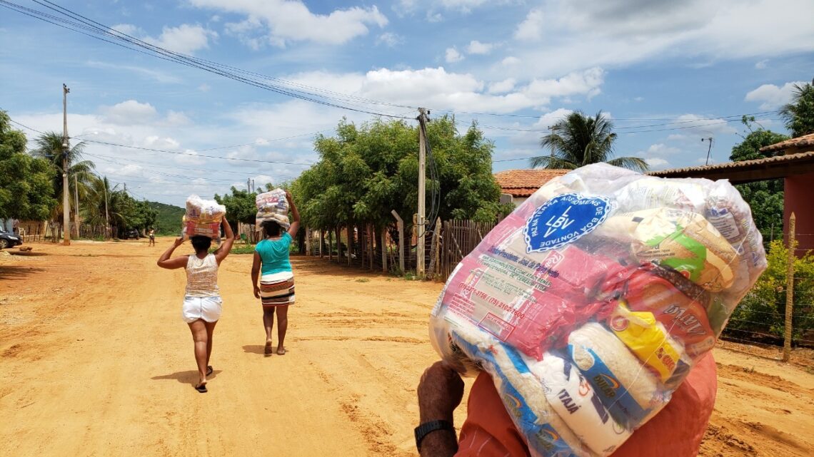 LBV leva Esperança para milhares de famílias em risco alimentar da APAE Caruaru