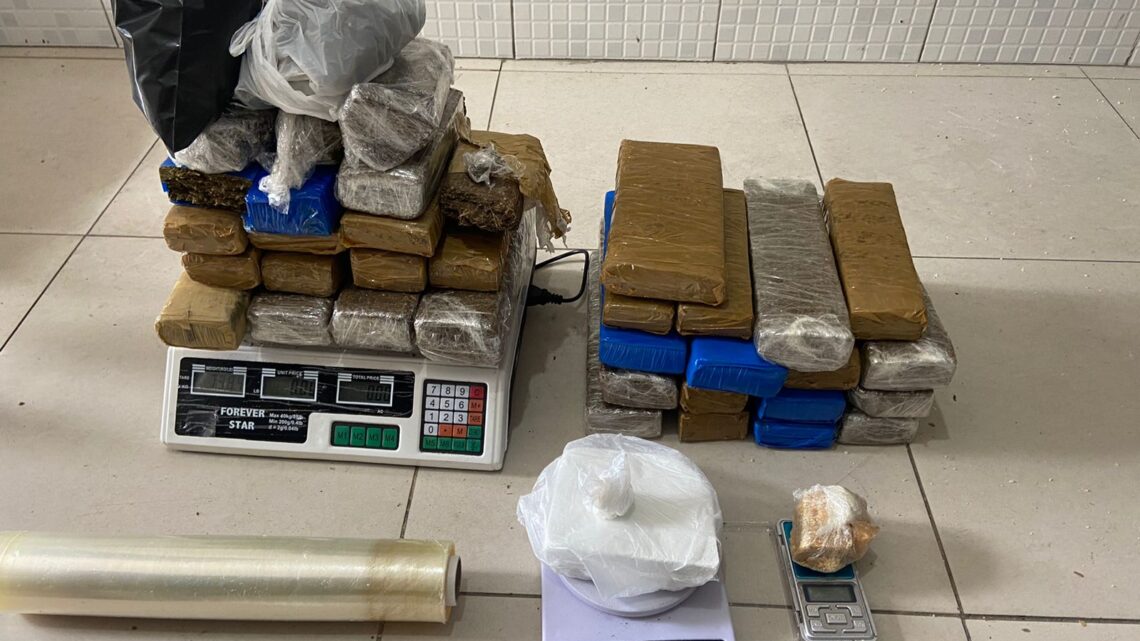 17kg de maconha são apreendidos em Caruaru