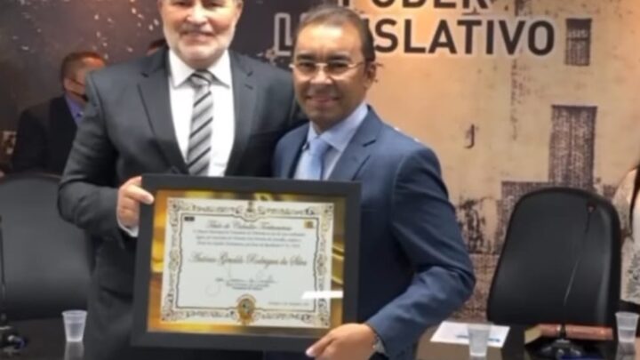 Tony Gel recebe título de Cidadão de Toritama