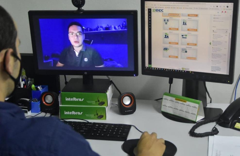 Procon Caruaru participa de capacitação para poder operar com novo sistema