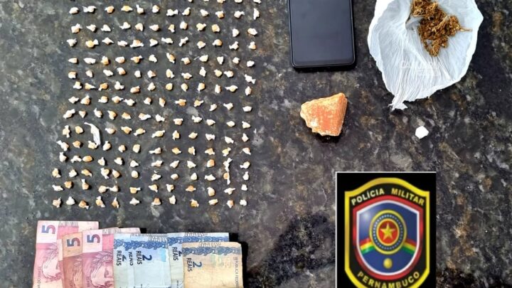 PM prende jovem de por tráfico dentro de Residencial, em Caruaru