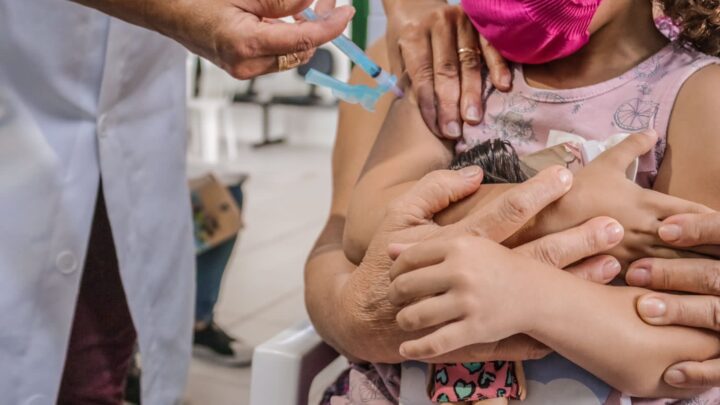 Crianças de 9 e 10 anos serão vacinadas contra covid-19 em Caruaru