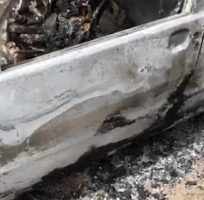 Homem é assassinado a tiros e corpo é encontrado carbonizado dentro de carro Caruaru Homem é assassinado a tiros e corpo é encontrado carbonizado dentro de carro Caruaru
