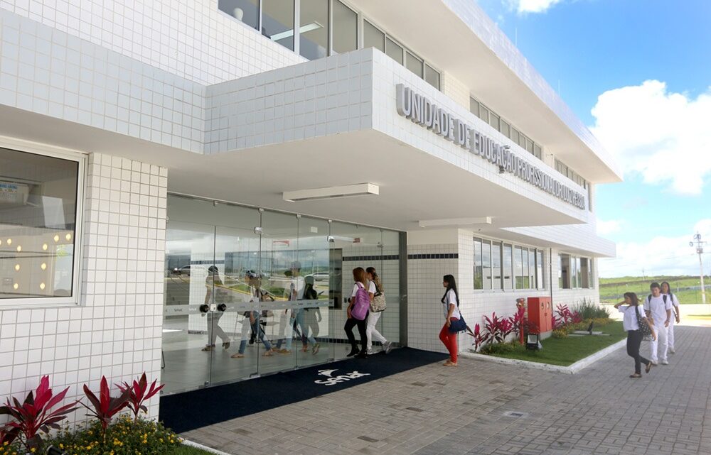 Senac-PE lança edital com vagas gratuitas de Ensino Técnico integrado ao Médio