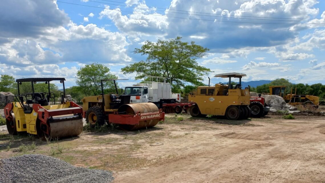 Canteiro para obras na PE-145 entre Caruaru e Brejo já está instalado Canteiro para obras na PE-145 entre Caruaru e Brejo já está instalado