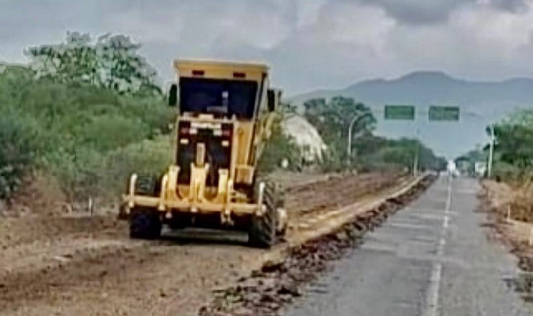 Conforme Tony Gel garantiu, obras na PE 145 entre Caruaru e Brejo foram iniciadas neste sábado (12)